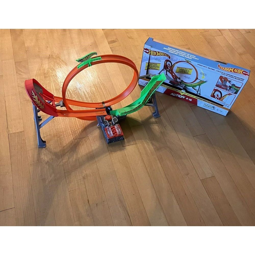 Hot Wheels Power Shift Raceway Motorized Track Set Loop &‎ Jump - In Box- Used